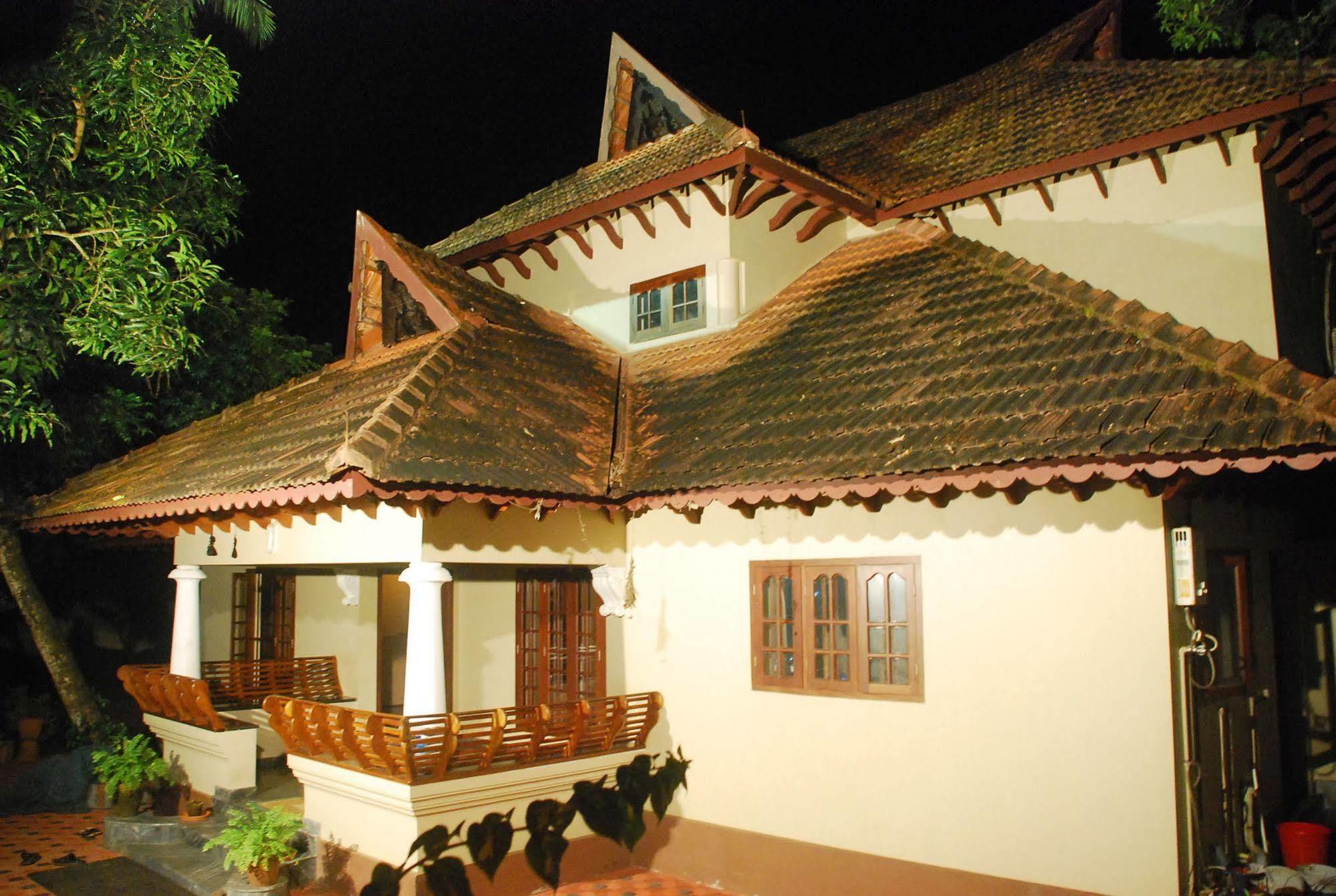 Casamaria Beach Resort Alappuzha Exteriör bild